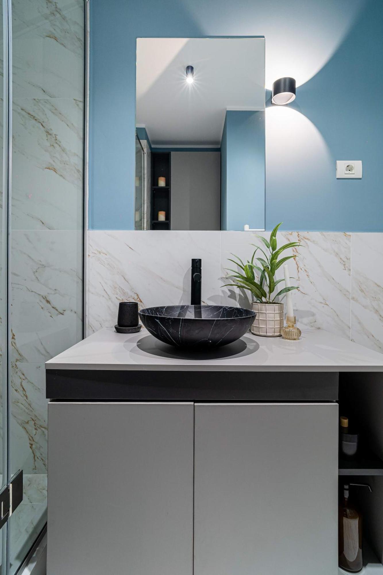 Celestial Azure - Tranquil 1br In Piata Universitatii Appartamento Bucarest