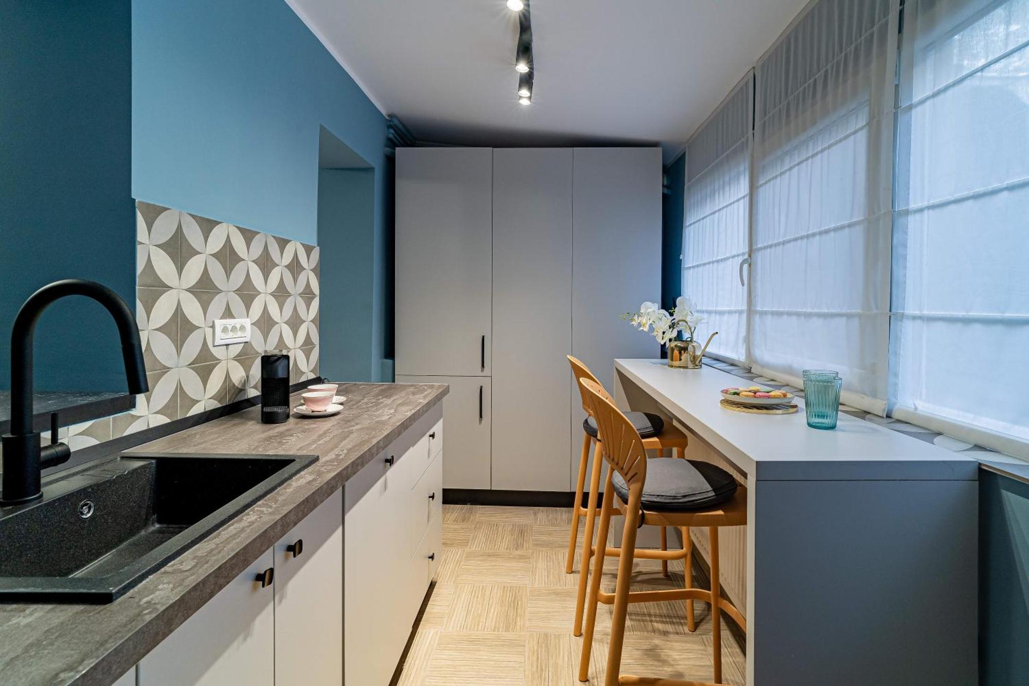 Celestial Azure - Tranquil 1br In Piata Universitatii * Bucarest