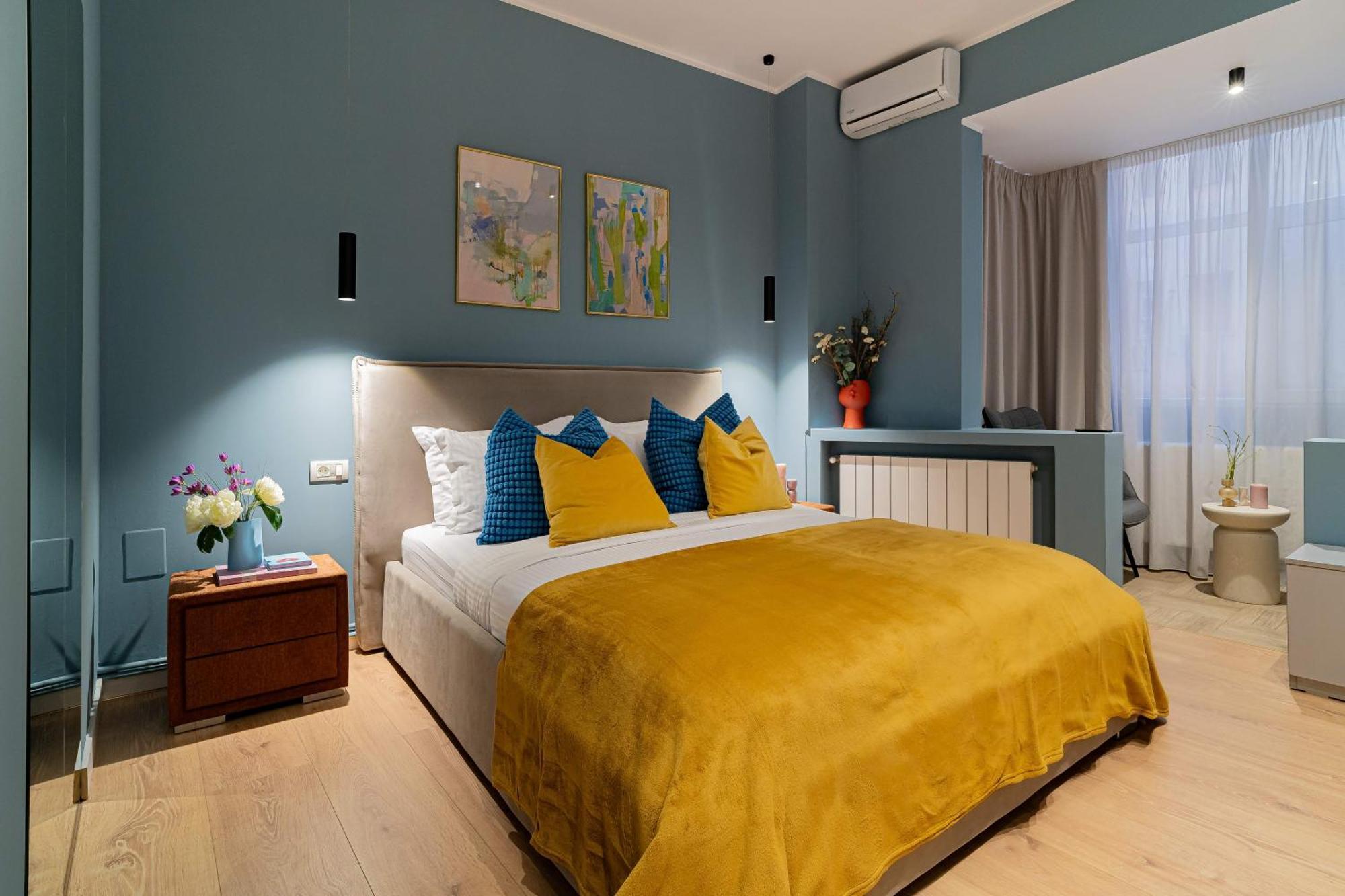 Celestial Azure - Tranquil 1br In Piata Universitatii Appartamento *